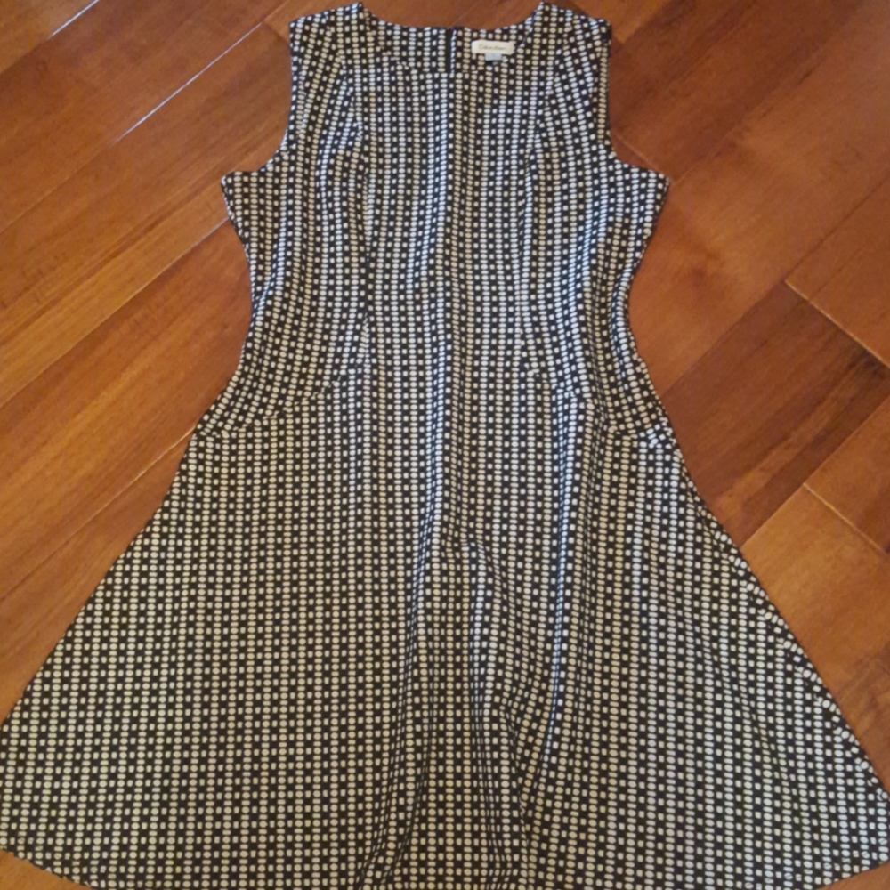 Calvin Klein black & white swing dress, like new